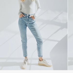 Aritzia 501 LEVI Skinny Jeans